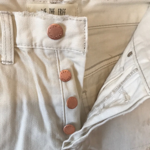 NWT: FP White Denim Shorts in Worn White - Picture 3 of 7